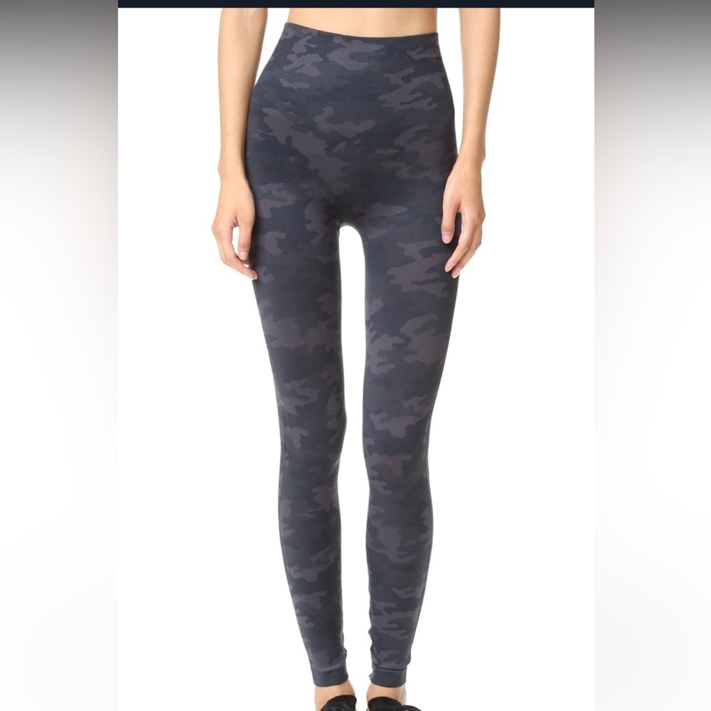 SPANX Look at Me Now Seamless Leggings